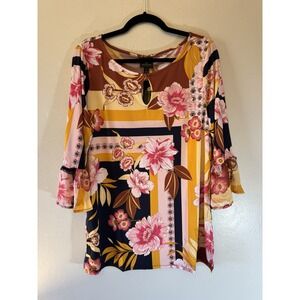 NWT JM Collections Floral 3/4 Bell Sleeved Blouse Size M